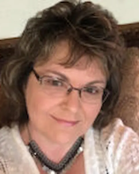 Rhonda Dragomir